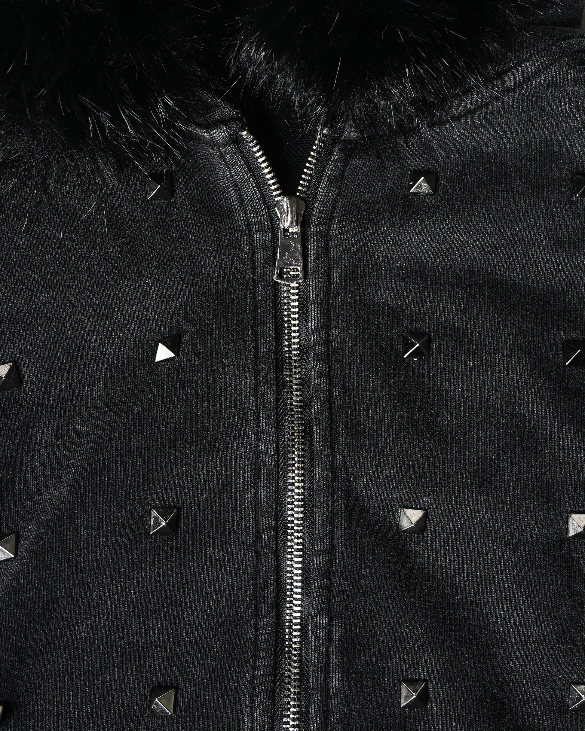 STUD FUR ZIP-UP - coming soon