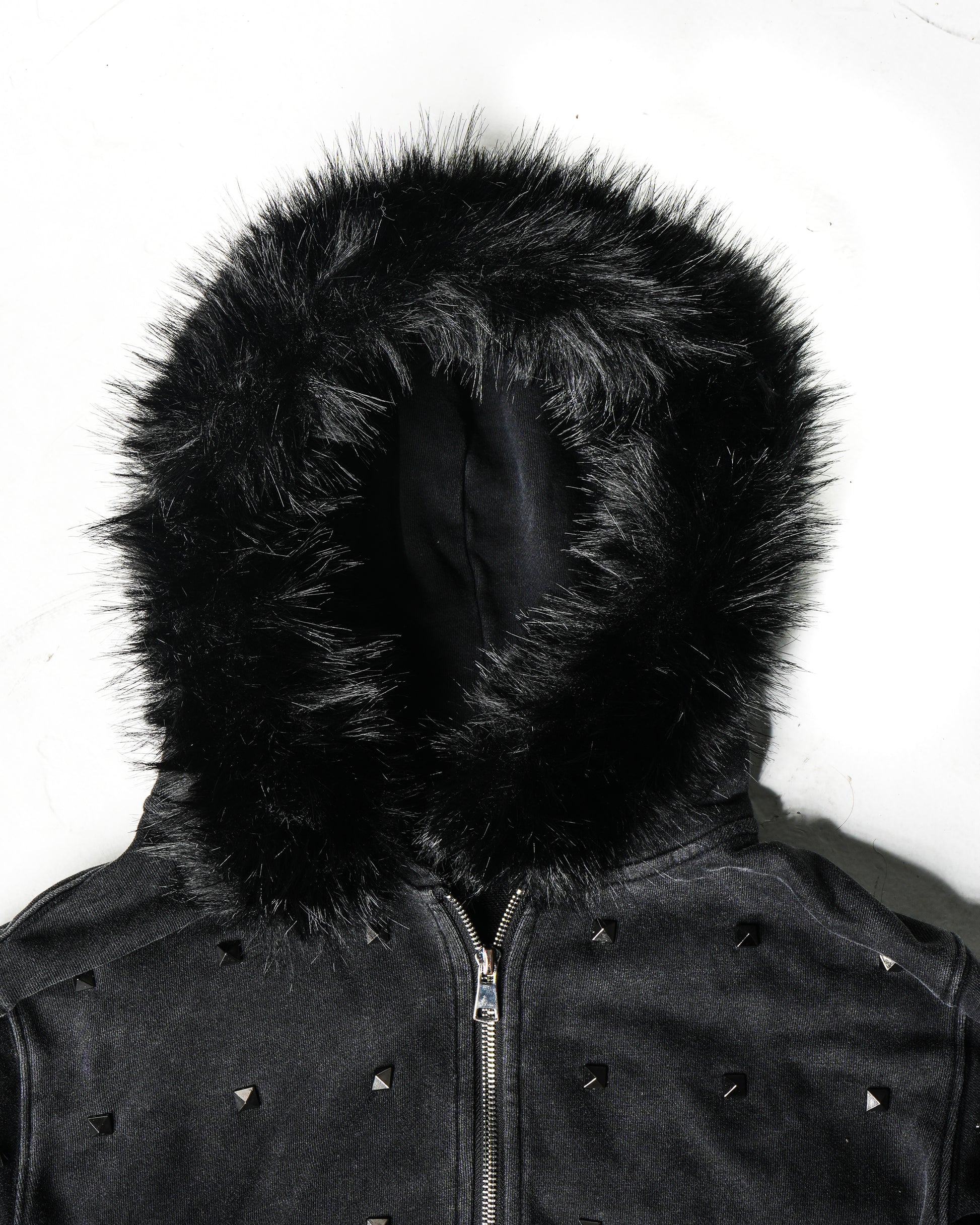 STUD FUR ZIP-UP - coming soon