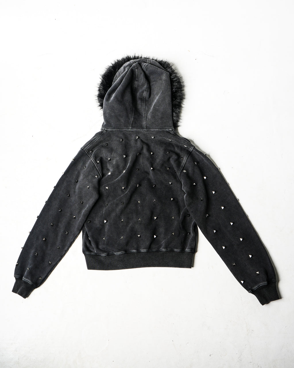 STUD FUR ZIP-UP - coming soon