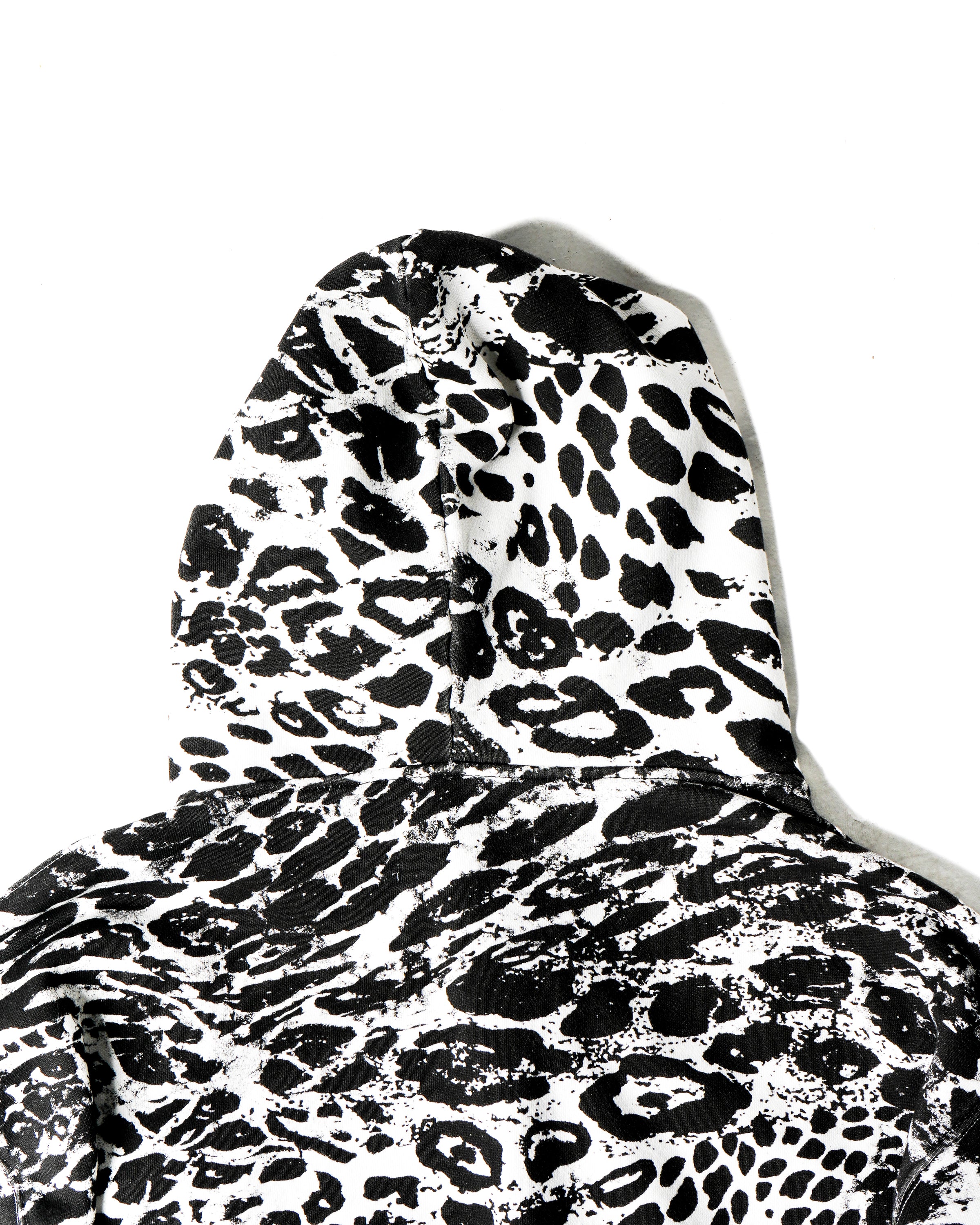 SNOW LEOPARD ZIP-UP