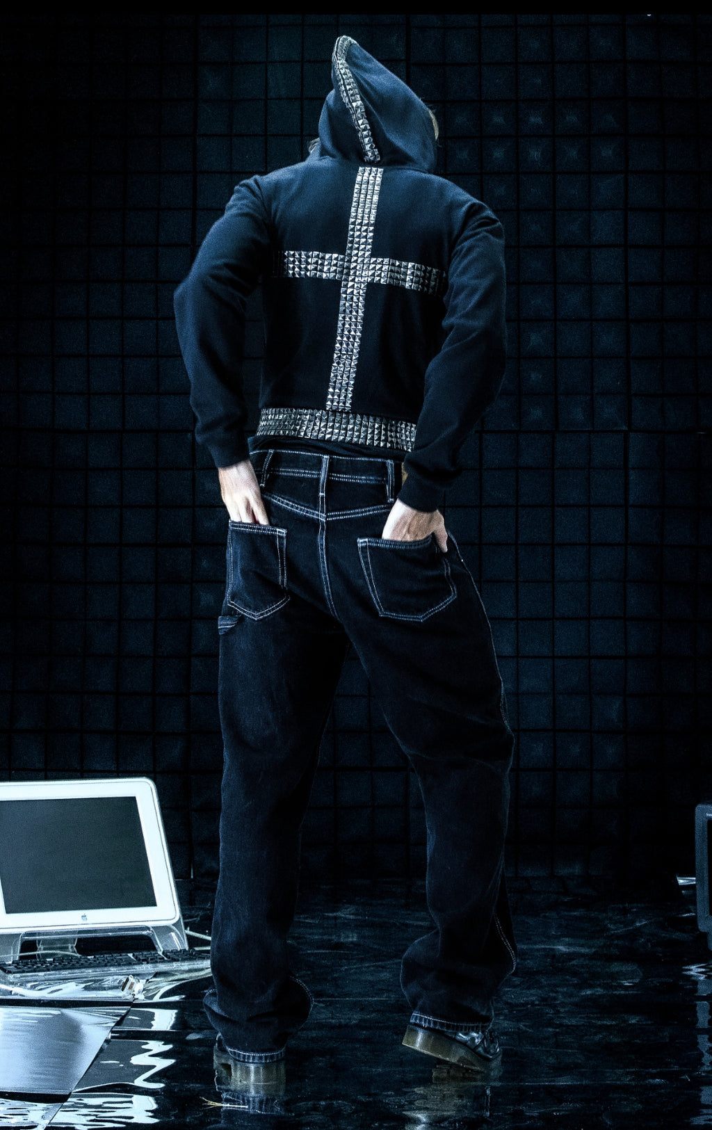 STUDDED CROSS ZIP-UP