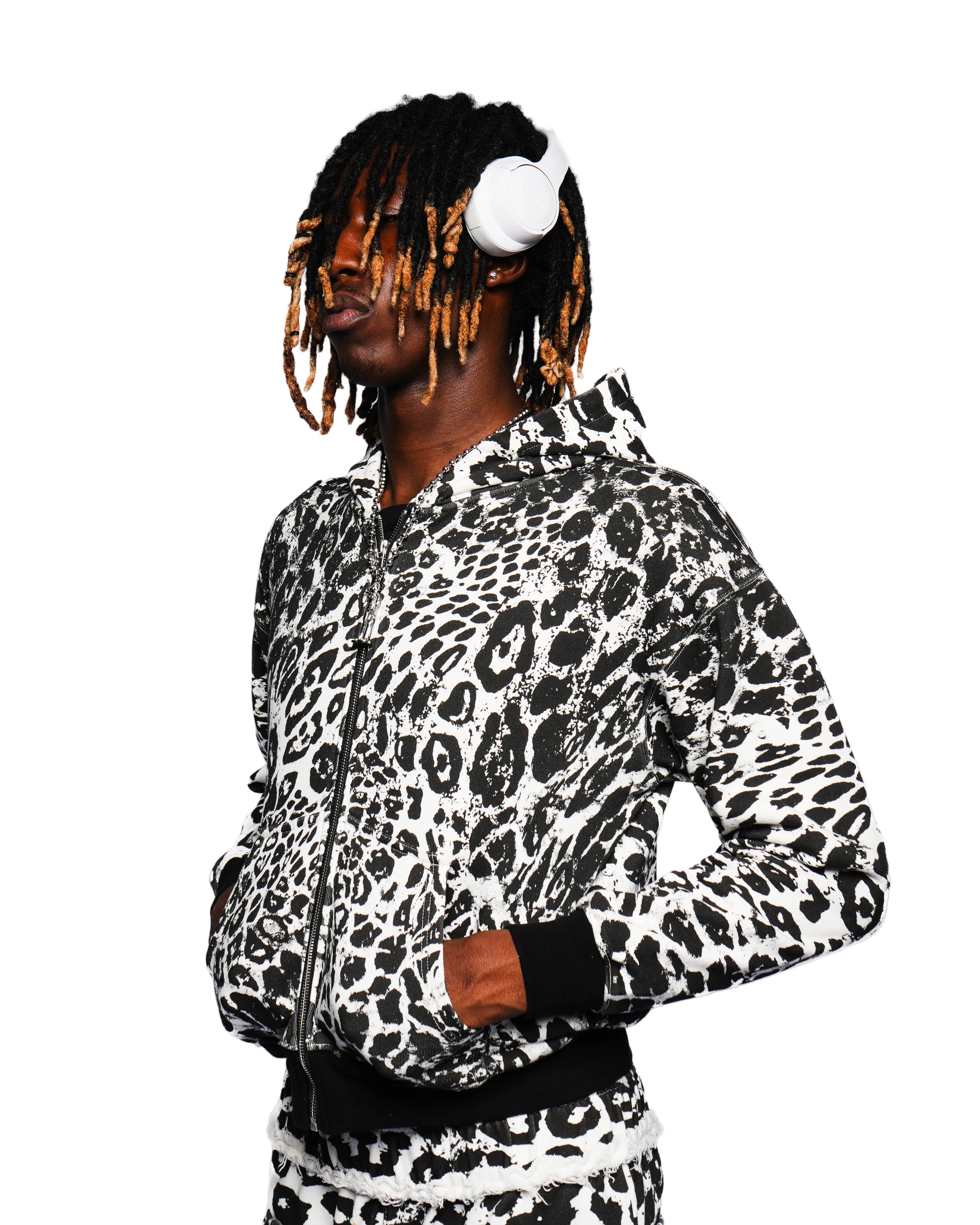 SNOW LEOPORD ZIP-UP - coming soon