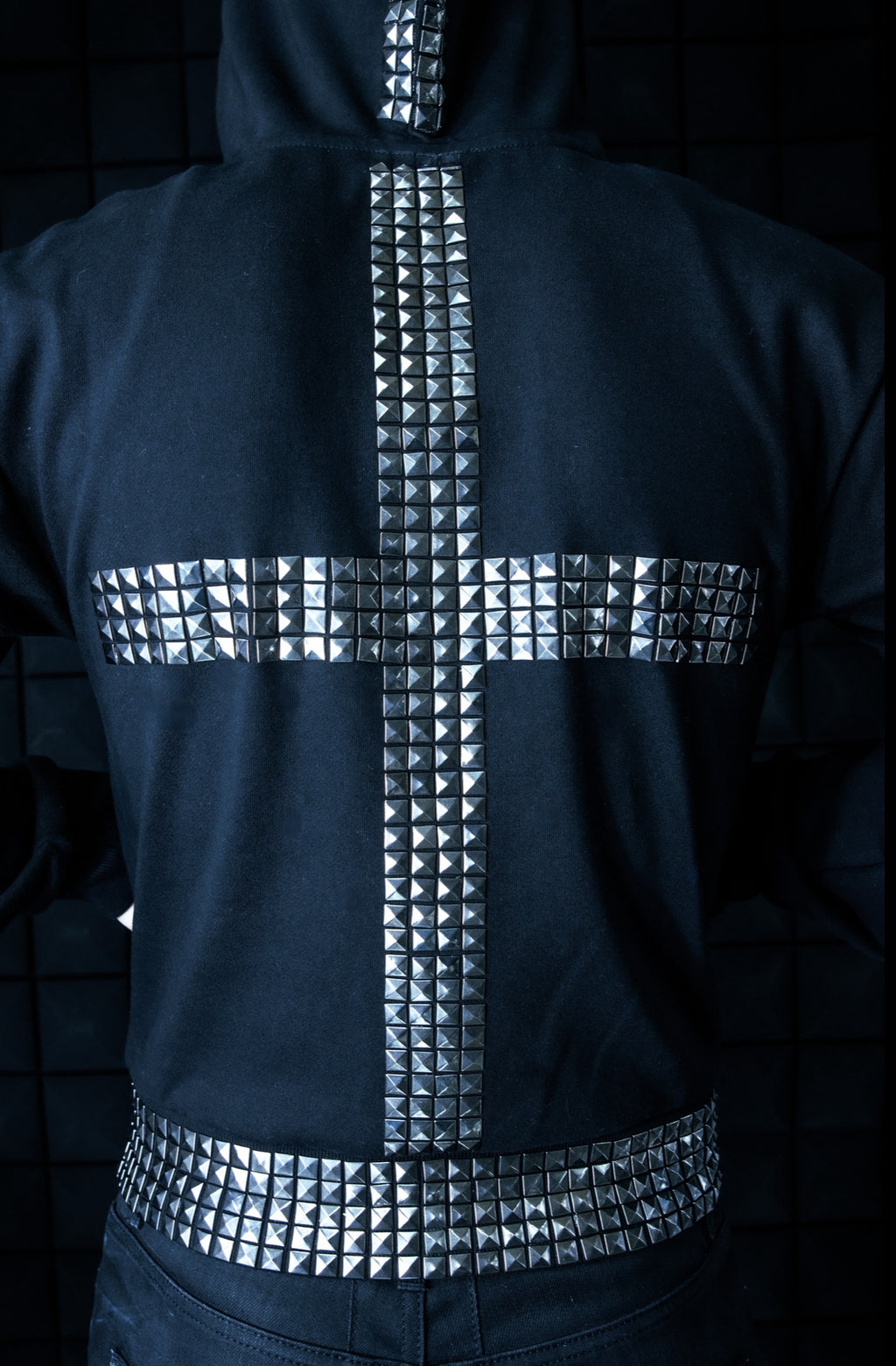 STUDDED CROSS ZIP-UP