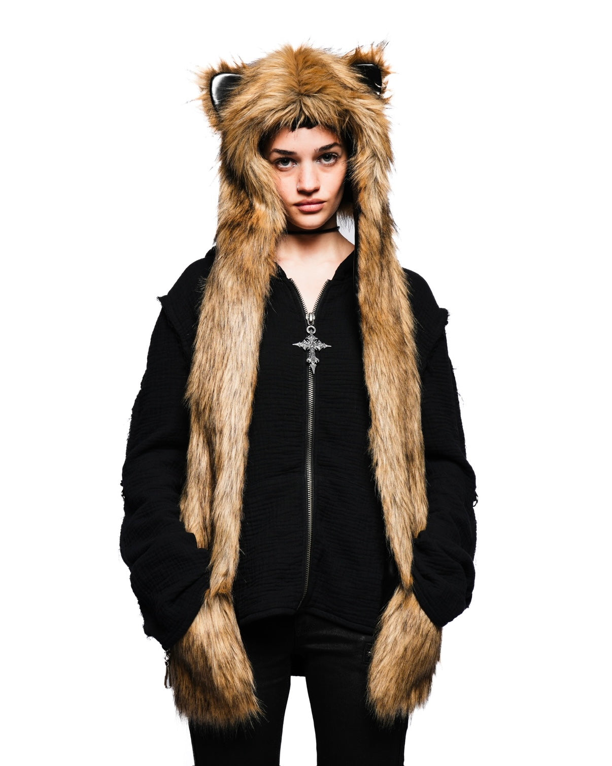 AUROTICA FUR EARRING HAT - coming soon